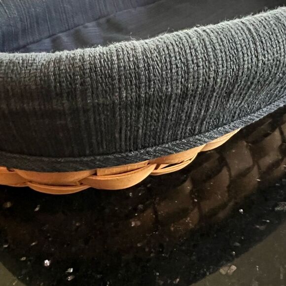 Taskets Renaissance vintage basket w/Navy Blue liner. 8.5” x 14” - Picture 7 of 11